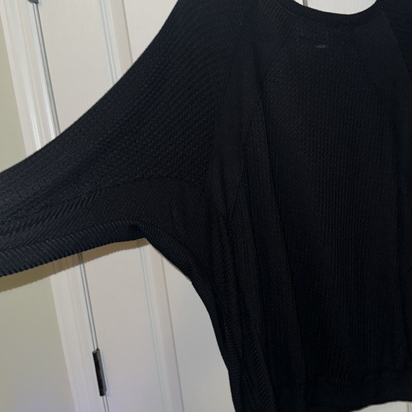 We the Free/Free People V Neck Top, Black, Sz S, LN - Picture 4 of 5